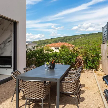 Hills With Pool 2 Punat