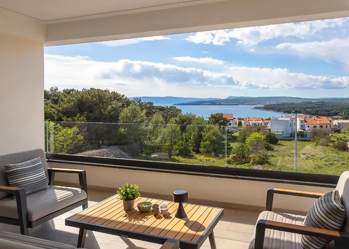 Semesterbostad Hills With Pool 2 *